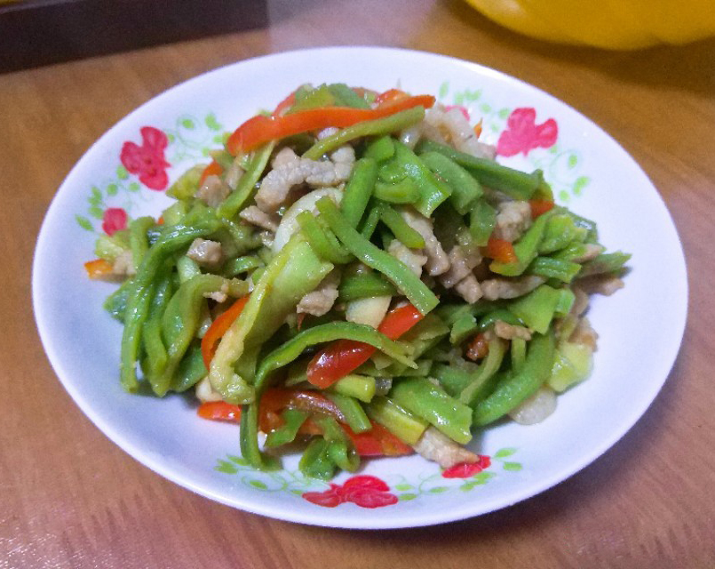 贡菜炒肉丝 贡菜炒肉丝